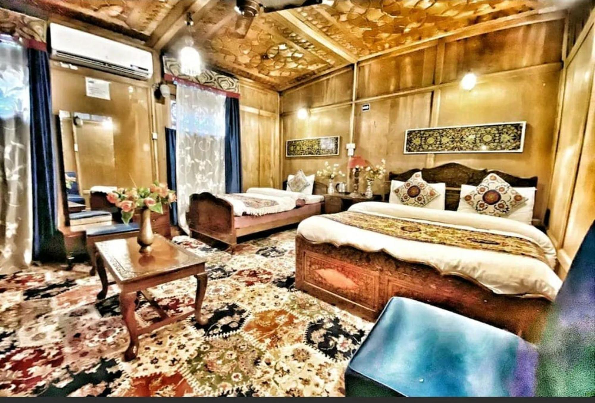 The Heritage Group Of Houseboats Srīnagar Dış mekan fotoğraf