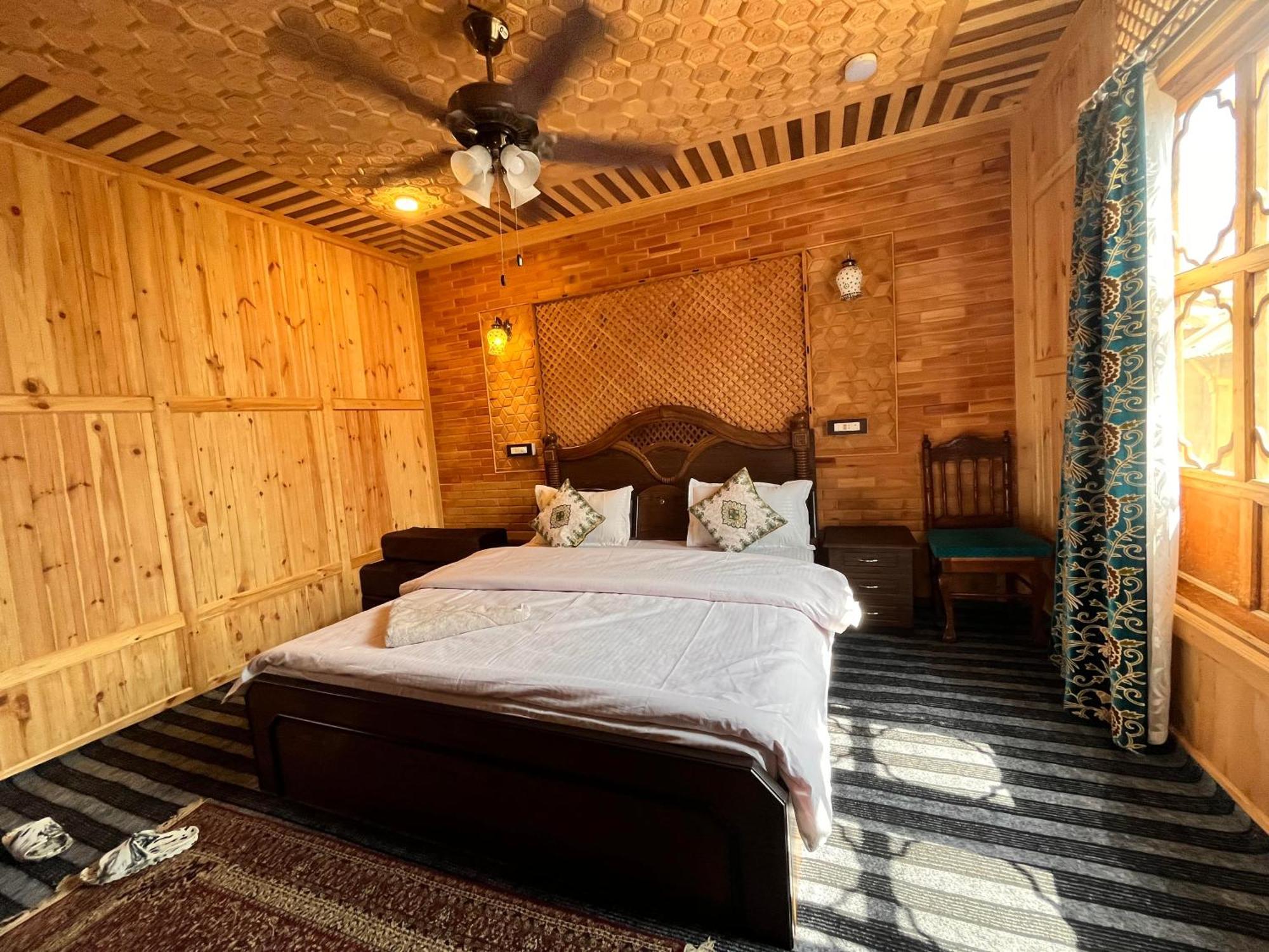 The Heritage Group Of Houseboats Srīnagar Dış mekan fotoğraf