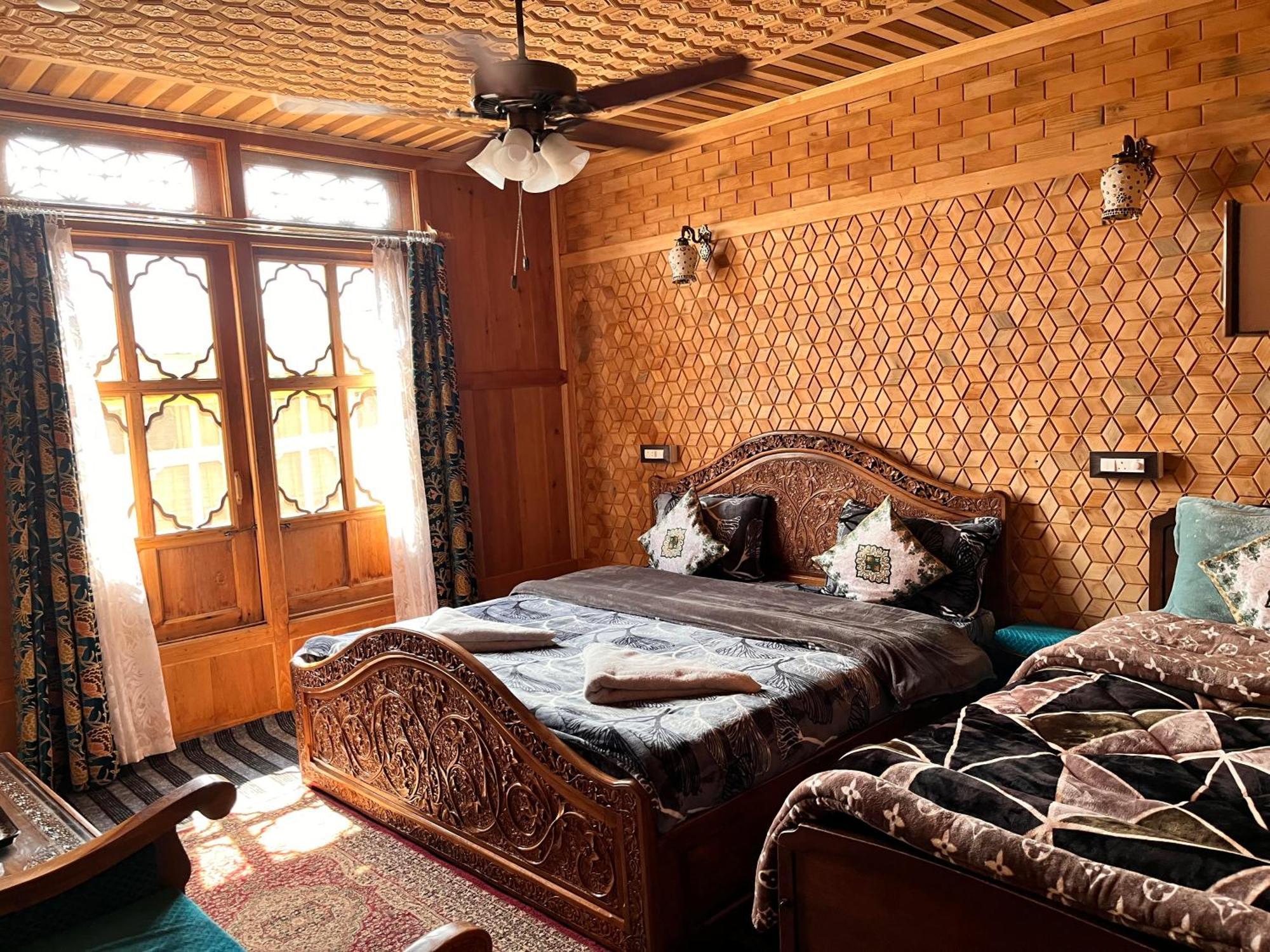The Heritage Group Of Houseboats Srīnagar Dış mekan fotoğraf